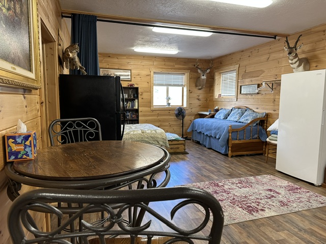 Buena Vista, CO Family-sized Home 