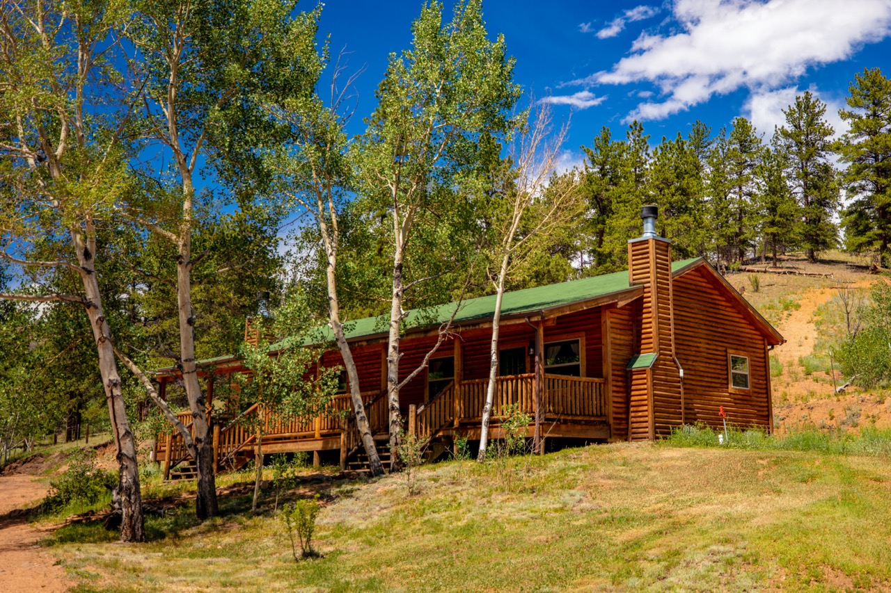 Lake George, CO Tarryall River Ranch SELF BOOK 